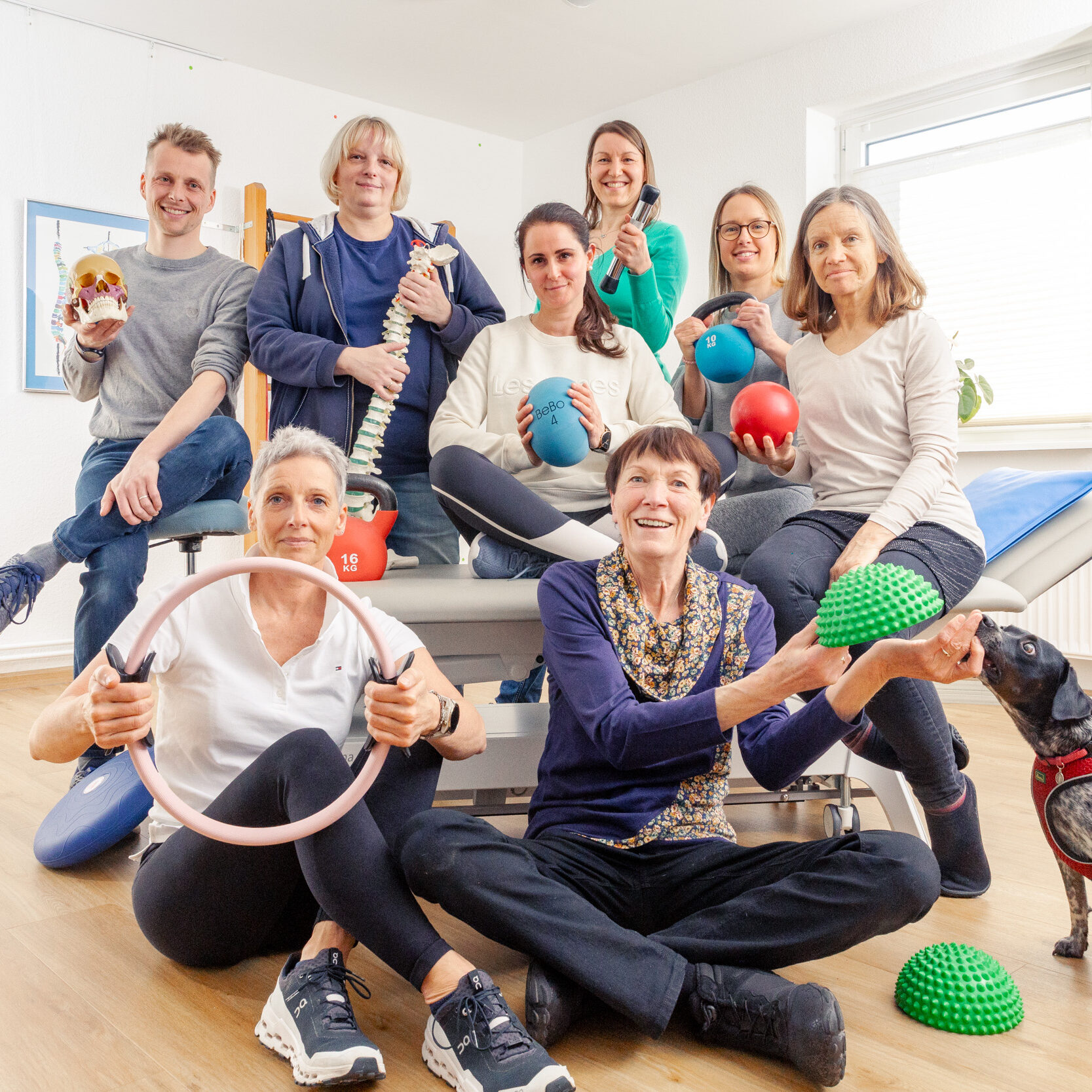 Teamfoto der Physiotherapie Praxis M. Schmeddes | Stellenangebote Physiotherapie