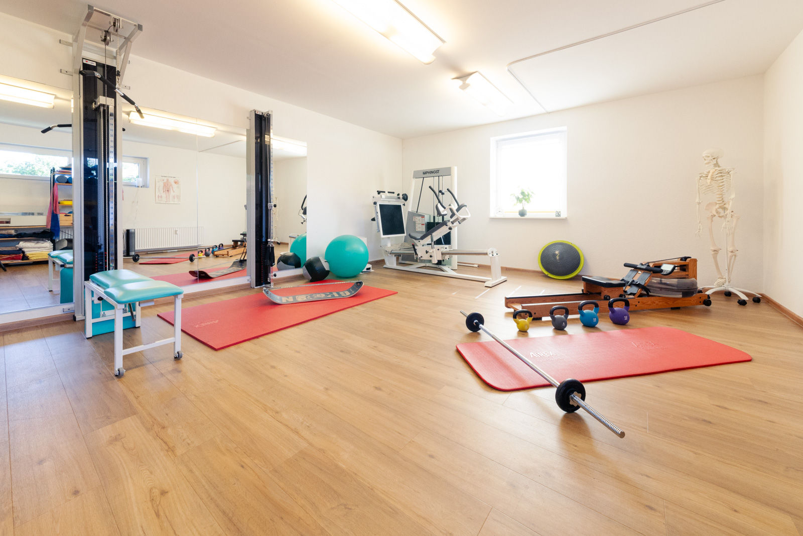 Physiotherapie Bardowick M. Schmeddes | Behandlungs- und Kursraum für Yoga, Feldenkrais und Krankengymnastik