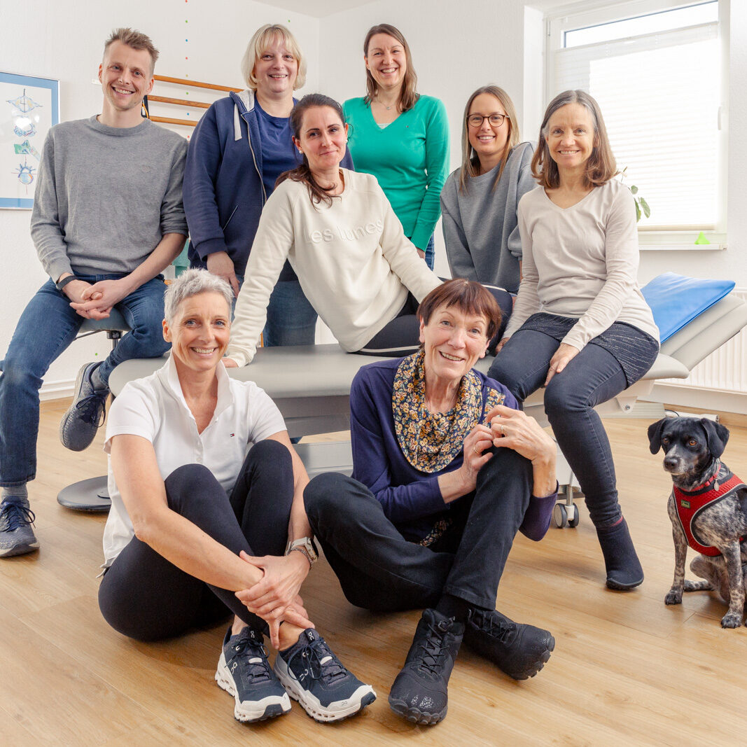 Teamfoto | Physiotherapie Bardowick M. Schmeddes